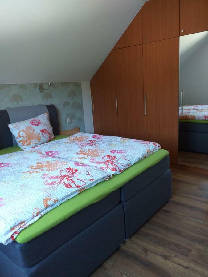 Ferienwohnung Csilla Unterweid Esterno foto